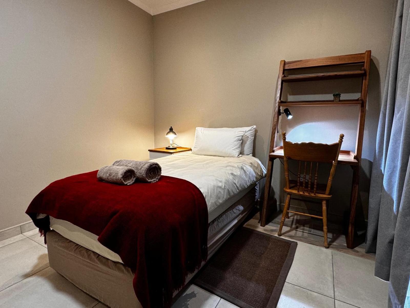 Flying Ostrich Guesthouse & Self-Catering Accommodation Mariental Phòng bức ảnh
