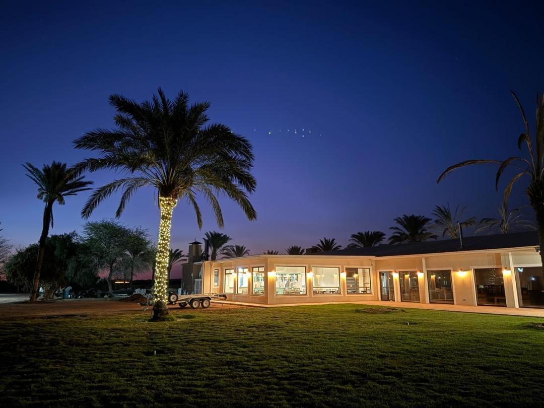 Flying Ostrich Guesthouse & Self-Catering Accommodation Mariental Ngoại thất bức ảnh